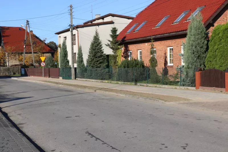 Budowa chodnika przy ul. Łazowskiej