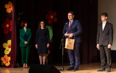 Ekopracownia pod chmurką 2024 - otwarcie plenerowej pracowni ekologicznej &bdquo;Zielona klasa w cieniu lipy&rdquo; 10.04.2025 16